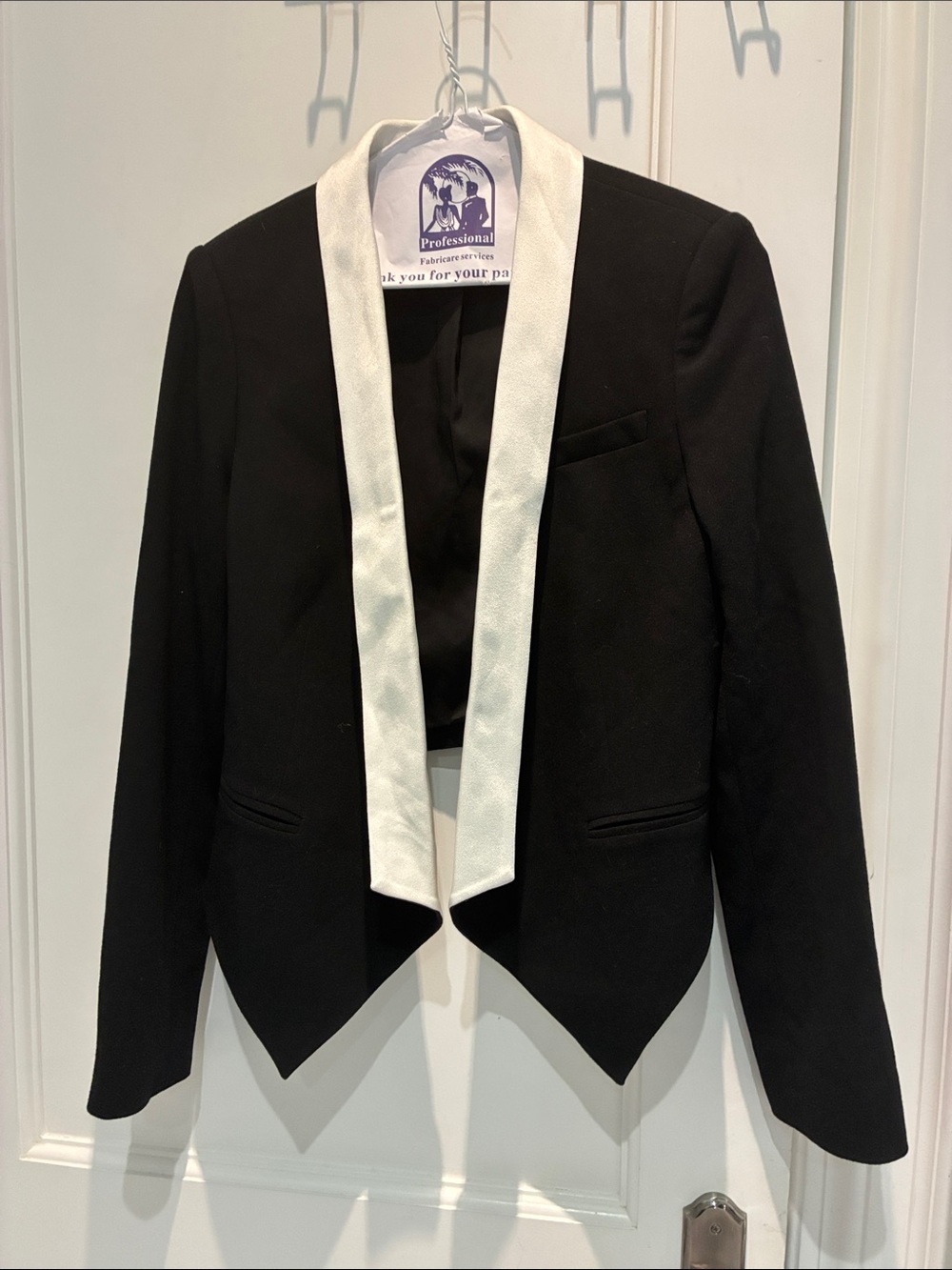 Haute Hippie Contrast Lapel Tuxedo Blazer Jacket Size 2 ⭐️